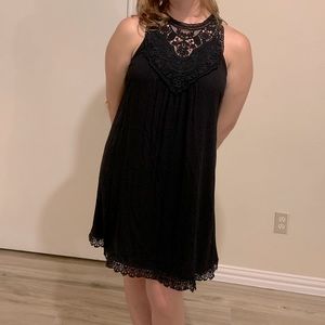 Cute Comfy Daydress - Casual or Formal! - Black w/ Lacy unique front!
